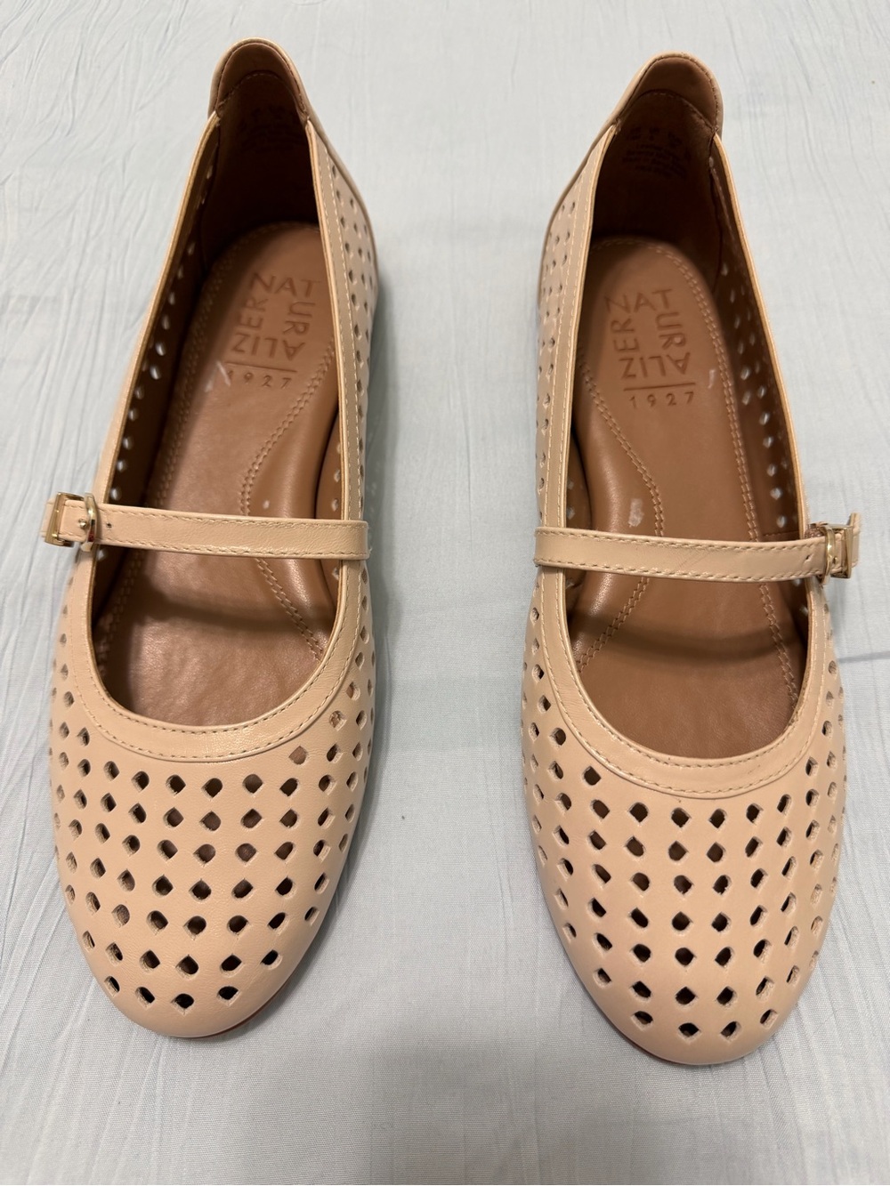 Naturalizer Beige Perforated Mary Jane Flats